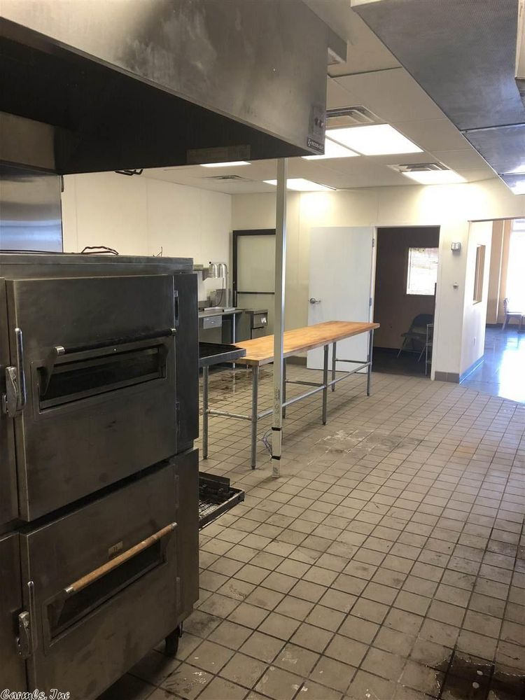 209 B St, Bryant, AR 72022